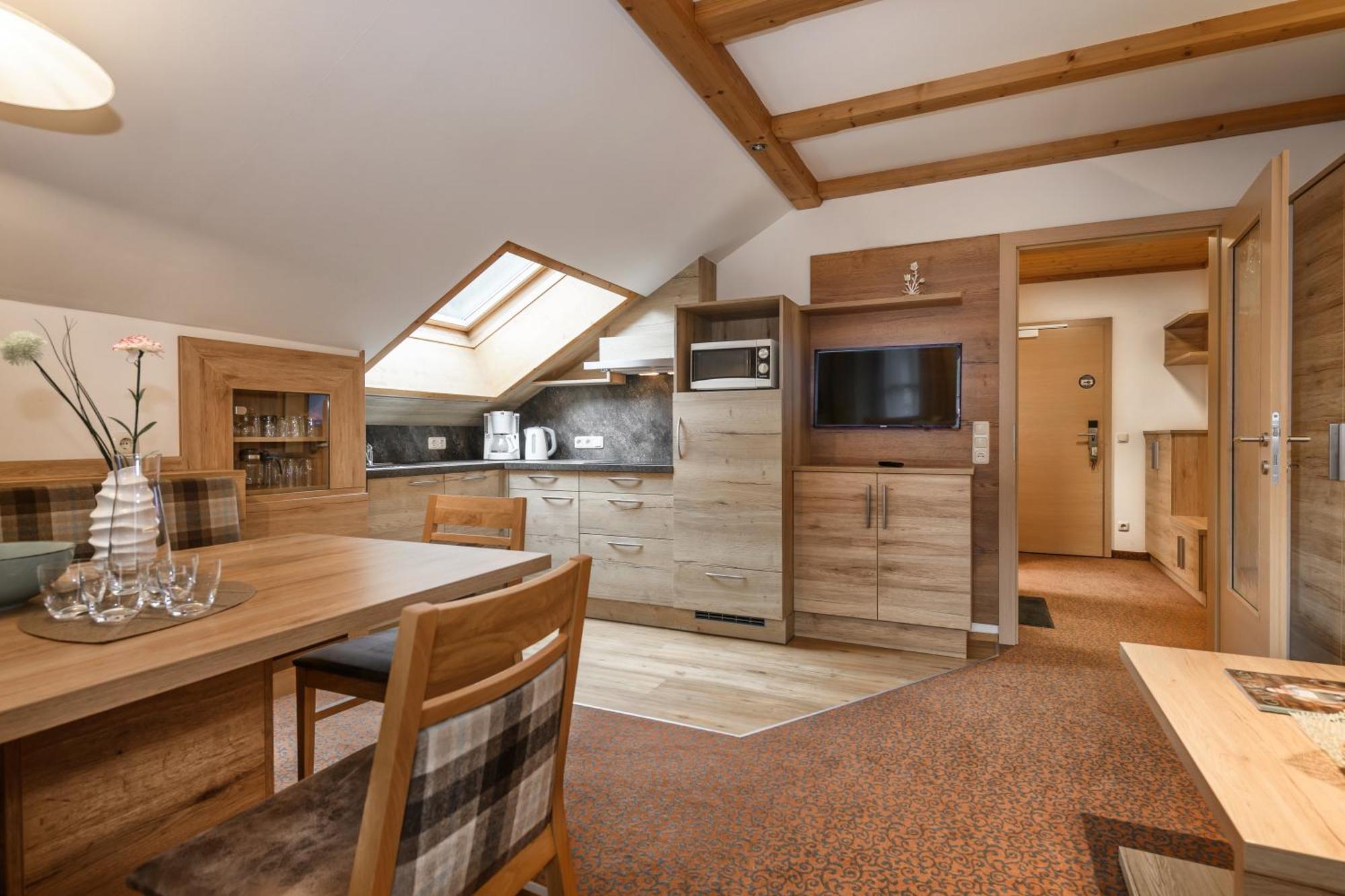 Ferienhaus Birgit - Inklusive Eintritt Alpentherme Bad Hofgastein Buitenkant foto