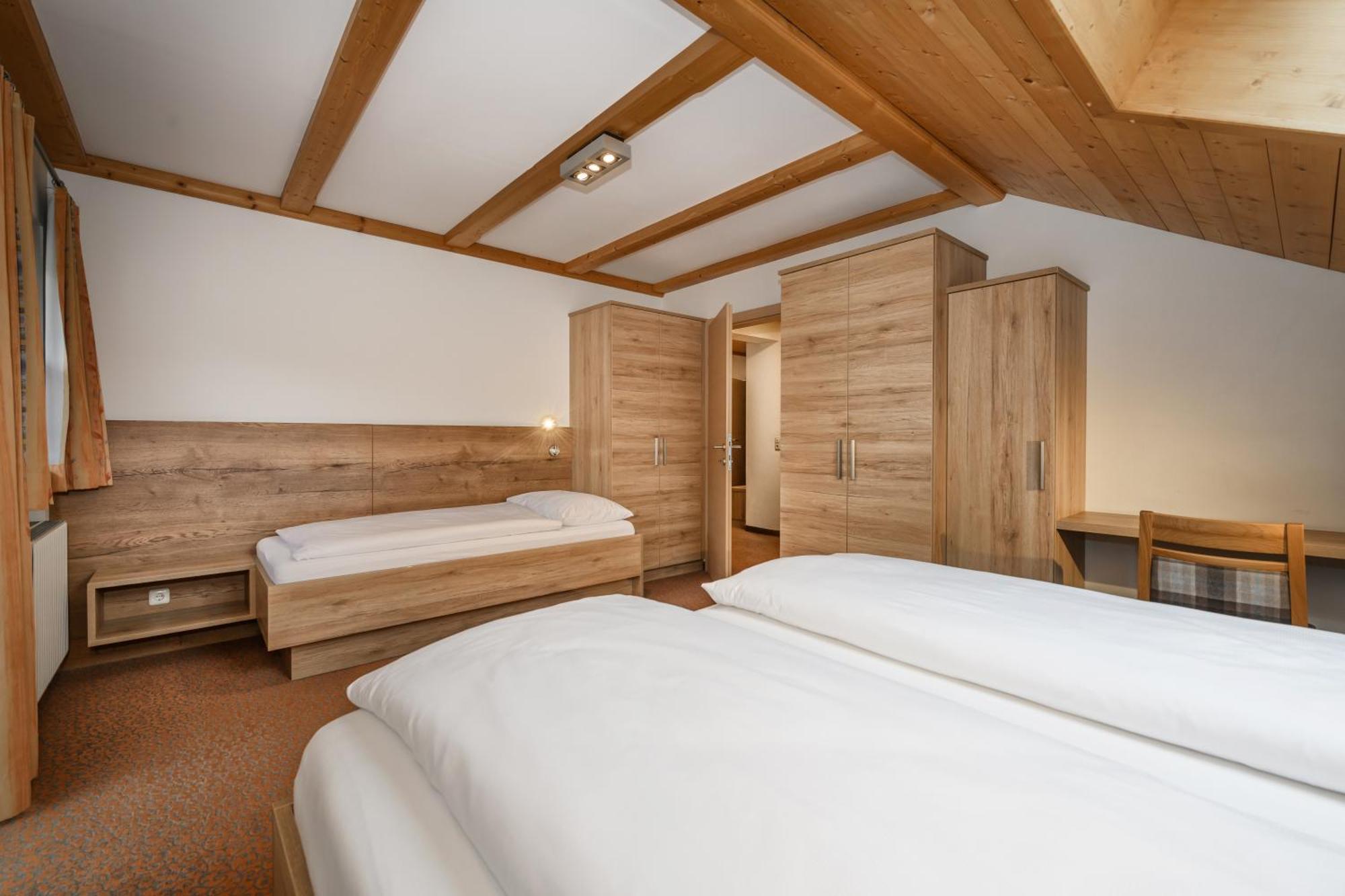 Ferienhaus Birgit - Inklusive Eintritt Alpentherme Bad Hofgastein Buitenkant foto