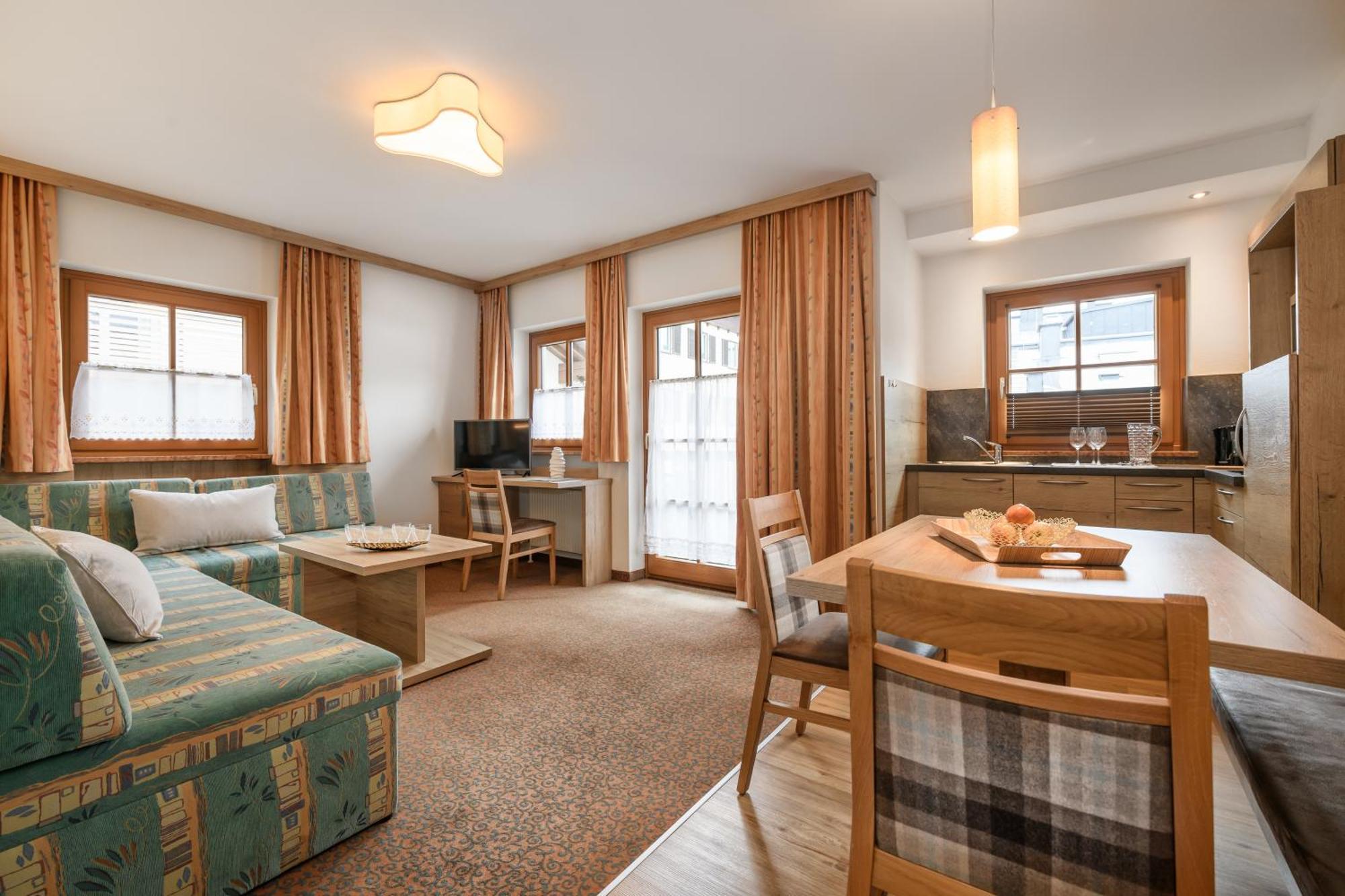Ferienhaus Birgit - Inklusive Eintritt Alpentherme Bad Hofgastein Buitenkant foto