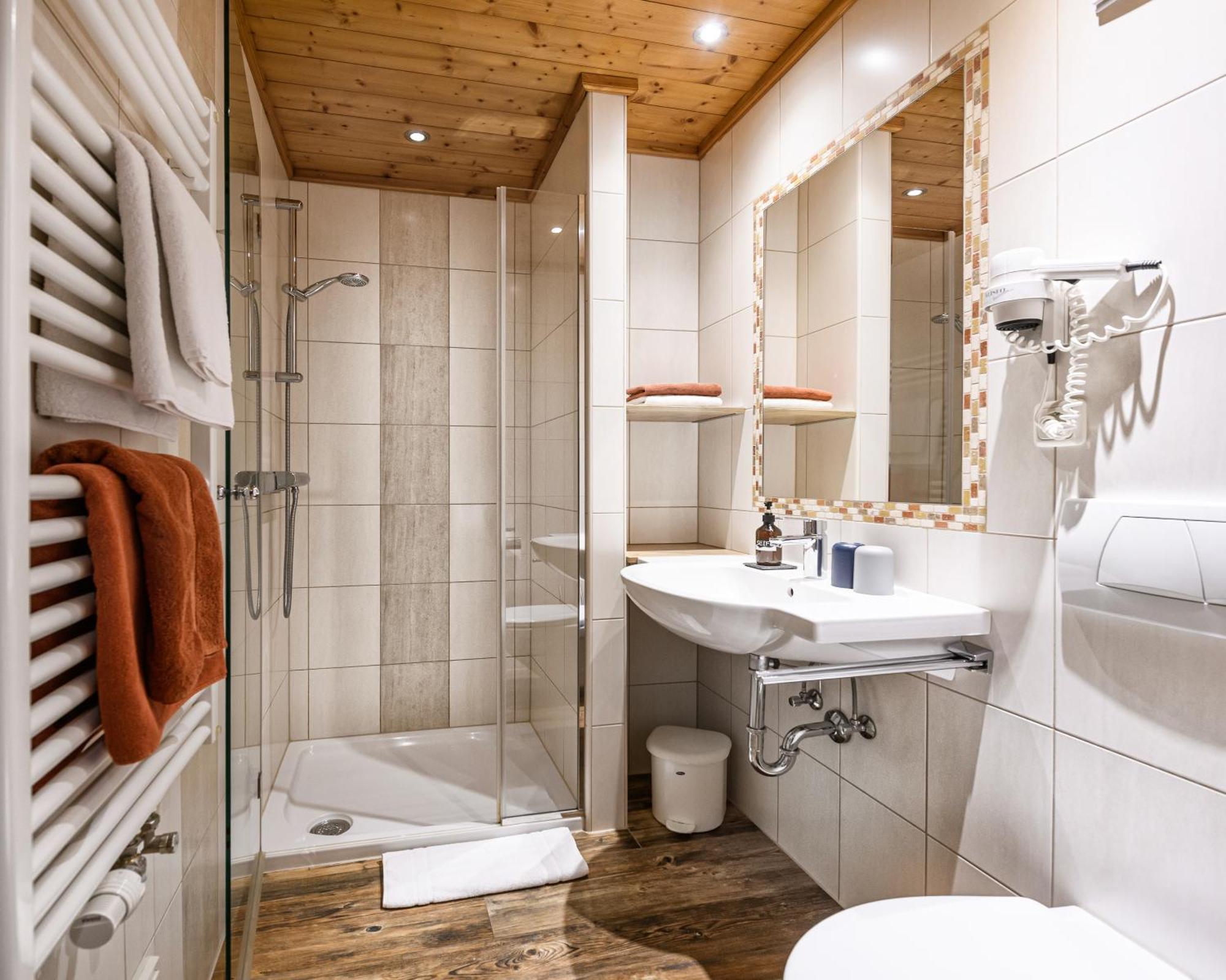 Ferienhaus Birgit - Inklusive Eintritt Alpentherme Bad Hofgastein Buitenkant foto