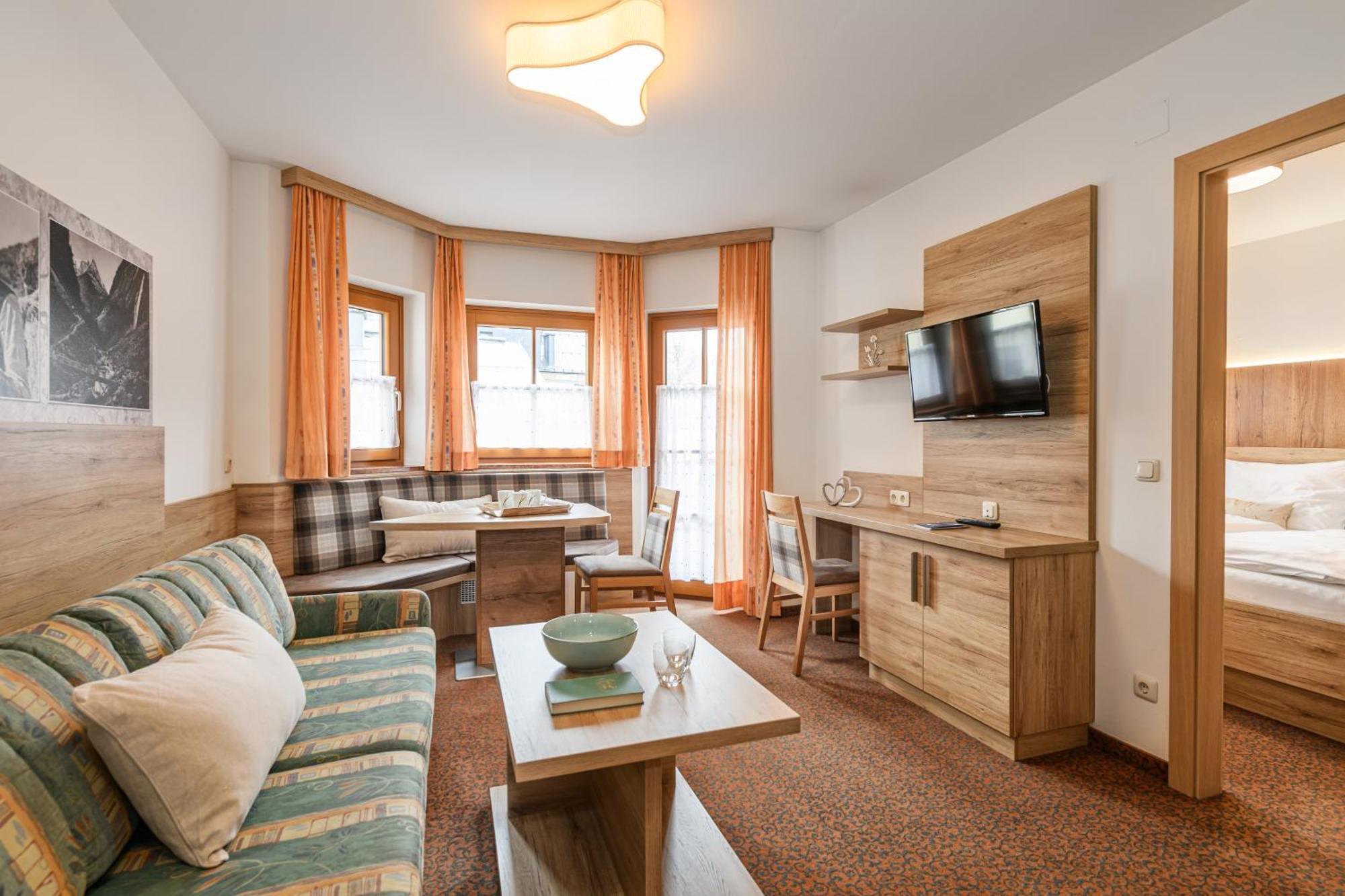 Ferienhaus Birgit - Inklusive Eintritt Alpentherme Bad Hofgastein Buitenkant foto