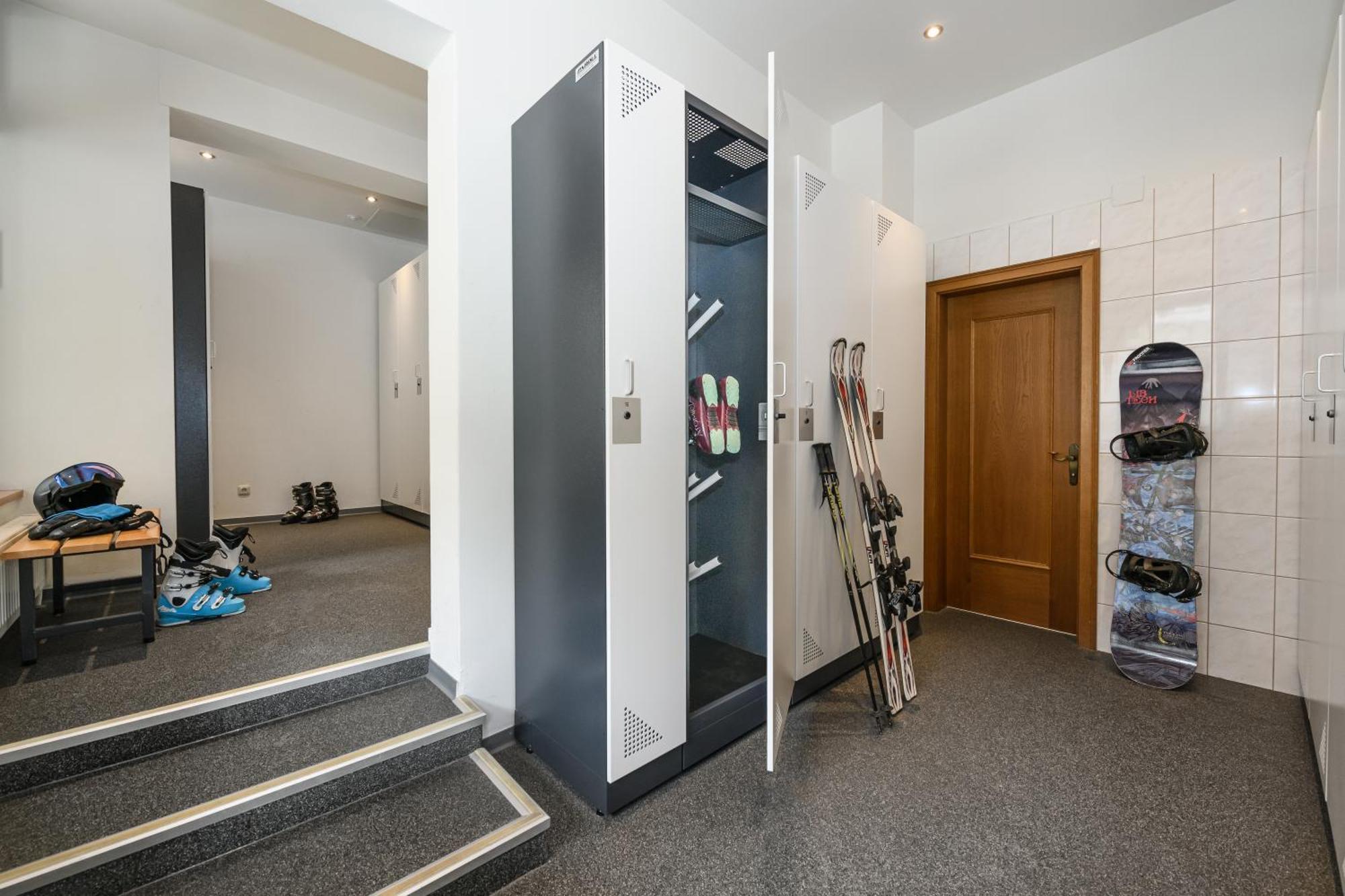 Ferienhaus Birgit - Inklusive Eintritt Alpentherme Bad Hofgastein Buitenkant foto